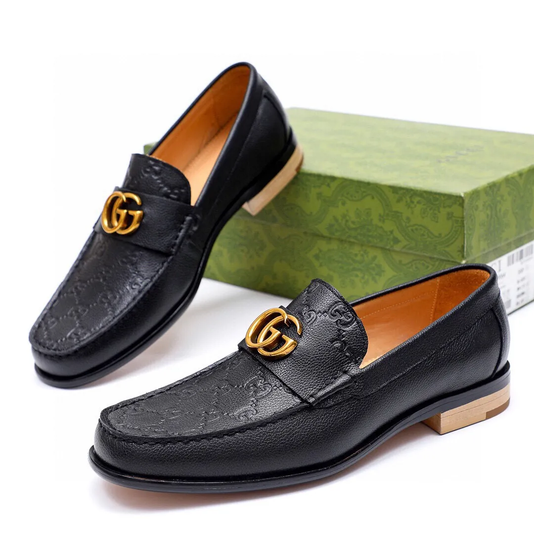 Men's shoes 💰500 💐Gucci GUCCI official website men's business formal leather shoes updated 💥Hong Kong counters synchronize new styles 💥completely one-to-one replica shipments 👍Except for zero difference in counter quality, they are all made of imported first-layer calfskin embossed uppers with original hardware buckles ➕water-dyed cow 🐂 leather lining, original combination outsole, matching code 38-44 (45🉑️customized)
